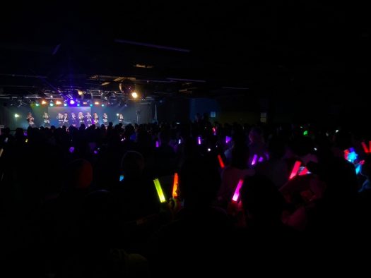 【レポート】＝LOVE、16枚目シングル「呪って呪って」発売記念イベント『行こラブ会vol.17』でファンと大盛り上がり