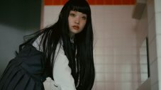 水カン・詩羽が、黒髪＆制服姿で熱演！ソロプロジェクト3作目となる新曲「deny」MV公開 - 画像一覧（1/5）