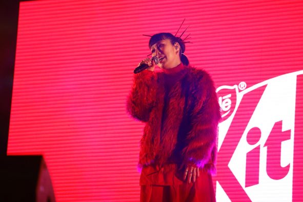 【レポート】AI“キットカット”CM曲「ワレバ」披露！防府天満宮にて元旦に受験生応援ライブ開催