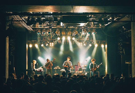 【ライブレポート】Hedigan’s全国ツアーが開幕！「バンドを組んではじめてのワンマンです」