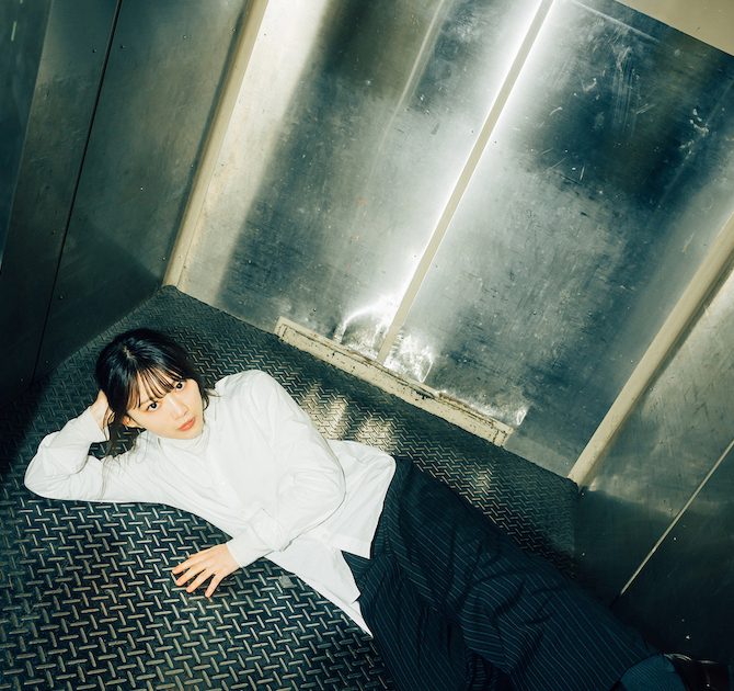 櫻坂46森田ひかるが『B.L.T.』表紙に1年ぶりにカムバック！夜の東京に