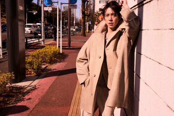山下智久『Numero TOKYO』特装版カバー3年ぶりに登場！中面カットを先行公開