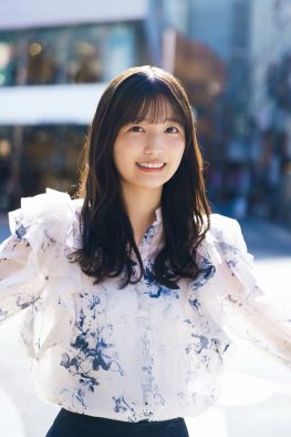 乃木坂46五百城茉央『FLASH』初登場！先輩・久保史緒里から受けたアドバイスについて語る