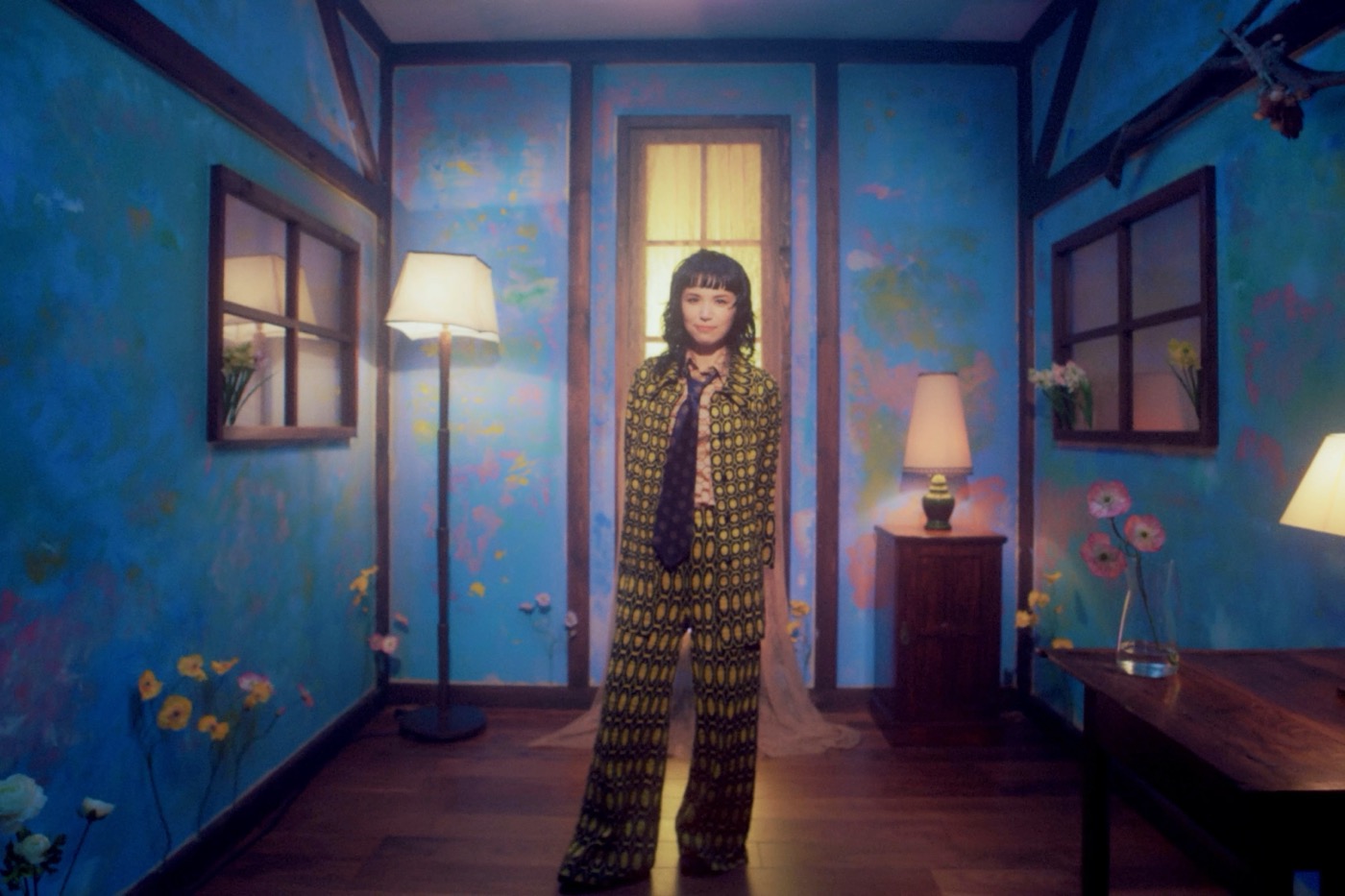 Superfly、カバーアルバム『Amazing』よりMr.Childrenの名曲「彩り」MV公開