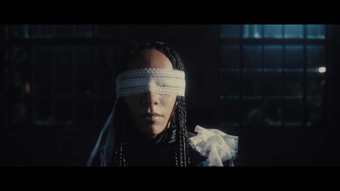 女王蜂「悪」MV公開！アルバム『悪』の表題曲