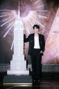 BTS JIN、NYエンパイア・ステート・ビルディングをアルバム『Echo』のキーカラーで染める - 画像一覧（2/4）
