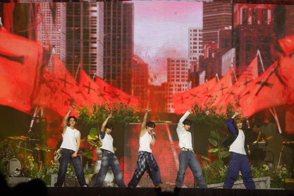 【ライブレポート】TOMORROW X TOGETHER『Weverse Con Festival』ヘッドライナーで登場