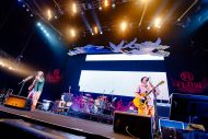 【ライブレポート】FLOW主催アニソンロックフェス『FLOW THE FESTIVAL 2025』が大盛況！サプライズゲストも登場 - 画像一覧（5/20）