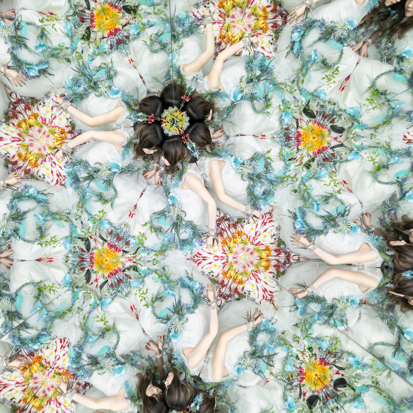 Aimer「太陽が昇らない世界」ジャケット写真