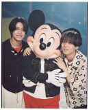 【レポート】ミッキー×King & Princeベストフレンドショット解禁！東京ドーム公演前には一緒に円陣