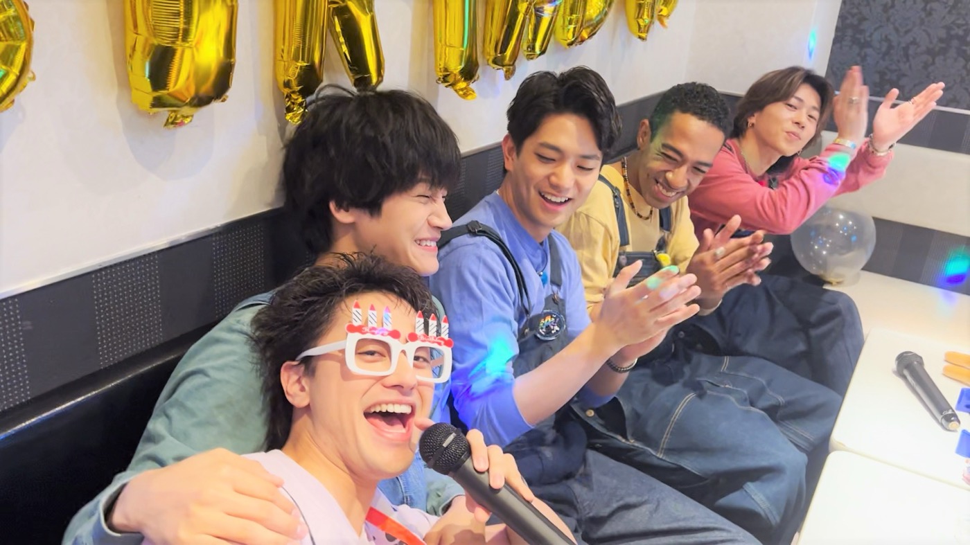 Aぇ! groupメンバーが人気曲「しあわせもん。」を熱唱！末澤誠也の誕生日サプライズ企画に挑戦