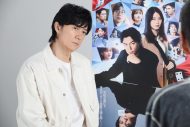 東野圭吾×福山雅治、1万字超えのSP対談解禁！映画『ブラック・ショーマン』メイキング写真も公開 - 画像一覧（7/7）