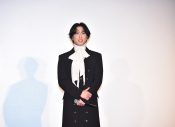 【レポート】水上恒司、山下美月、宮舘涼太が映画『火喰鳥を、喰う』大ヒット御礼舞台挨拶に登壇！宣伝隊鳥・ヒクイドリの命名式も - 画像一覧（4/6）