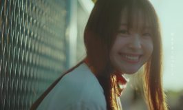 ねぐせ。新曲「愛の味」MV公開！藤村木音が幸せだった時のいつもの味が変わっていく様を表情で表現