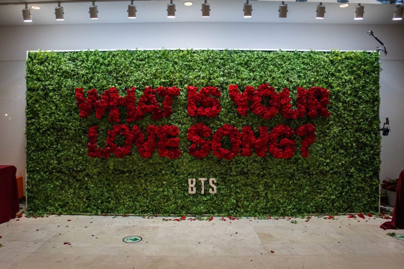 BTSが全世界に投げかけた「WHAT IS YOUR LOVE SONG?」という問いかけ…その答えがニューアルバム『ARIRANG』に