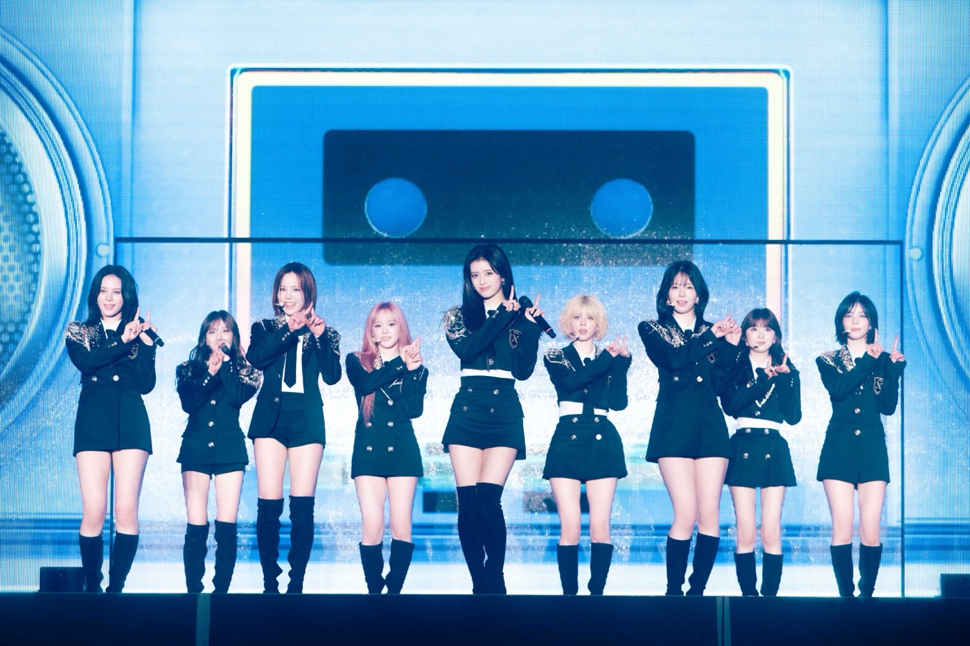 【ライブレポート】NiziU5度目のアリーナツアー開幕！新曲「Too Bad」や西野カナ「Dear・・・」カバー初披露