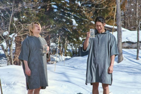 鍛え上げられた肉体も公開！岩本照×松田元太W主演ドラマ『カラちゃんとシトーさんと、』第1話・第2話場面写真解禁