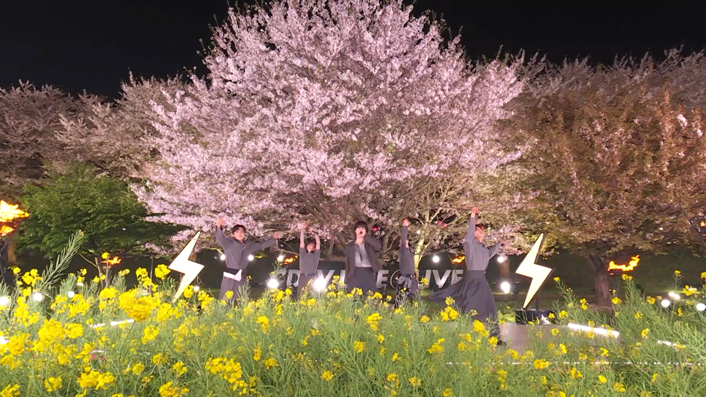 STARGLOWが桜並木を舞台にパフォーマンス！『CDTVライブ！ライブ！』で披露した「USOTSUKI」の映像を期間限定公開