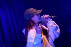 【ライブレポート】丸山純奈「みんなと3ヵ月連続で会えるという確実な約束ができてうれしい」ピアノ＆アコギの特別編成で魅せる