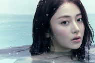 LE SSERAFIMが水の中で透明感のある魅力を放つ！最新アルバムのYUSU LILY ver.写真＆映像公開 - 画像一覧（4/6）