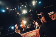 【独占レポート】松尾レミ「（YONCEは）大学時代にずっとライブハウスで一緒にやってきた仲間」『Suchmos The Blow Your Mind TOUR 2026』に共通点の多い同世代バンド・GLIM SPANKYが登場 - 画像一覧（12/34）