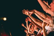 【独占レポート】くるり、Suchmosへ受け継がれる音楽的美学。30年の名曲群で魅せた『Suchmos The Blow Your Mind TOUR 2026』 - 画像一覧（24/26）