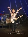 TUBE40周年記念ツアーを完走！ベストアルバムのタイトルになぞらえ“White”と“Blue”の2部で構成 - 画像一覧（3/10）