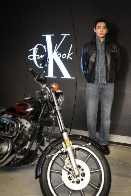 BTS Jung Kook（ジョングク）カルバン・クラインとのコラボを記念したイベントに登場！「本当に最高です」