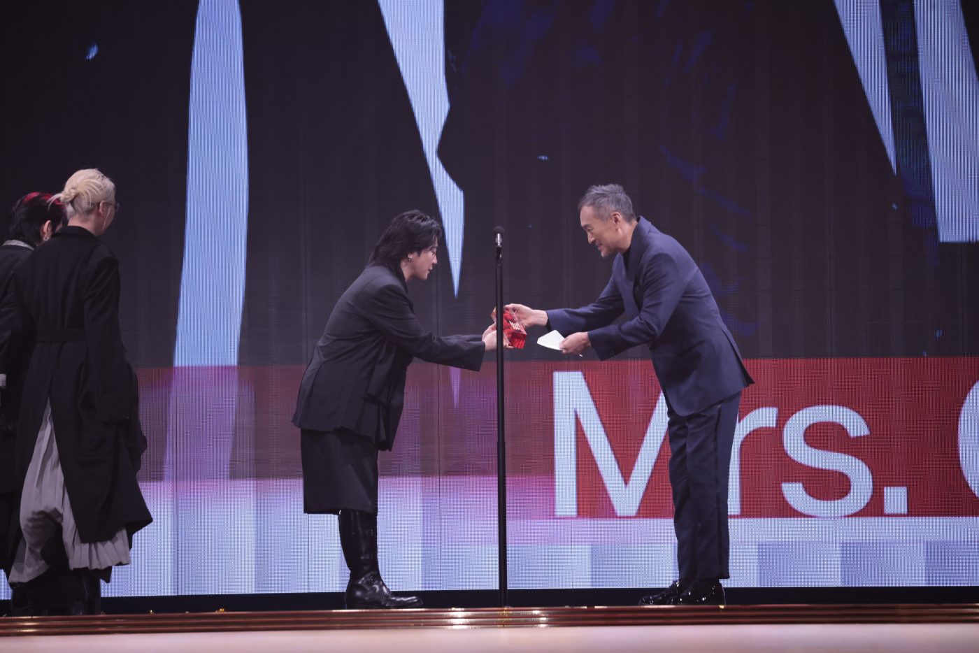 Mrs. GREEN APPLE『MUSIC AWARDS JAPAN 2026』最優秀アーティスト賞受賞 - 画像一覧（26/26）