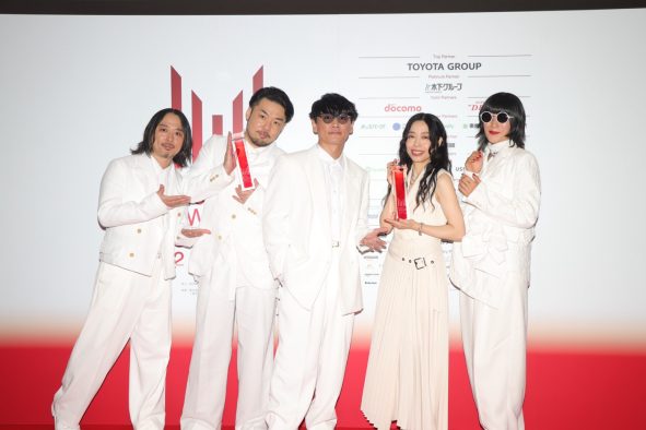 サカナクション「怪獣」が『MUSIC AWARDS JAPAN 2026』最優秀楽曲賞を受賞