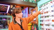 永瀬廉を探して髙橋海人が走り出す！『King & Princeがまちあわせ in LA』エピソード2予告映像＆先行カット公開 - 画像一覧（2/3）