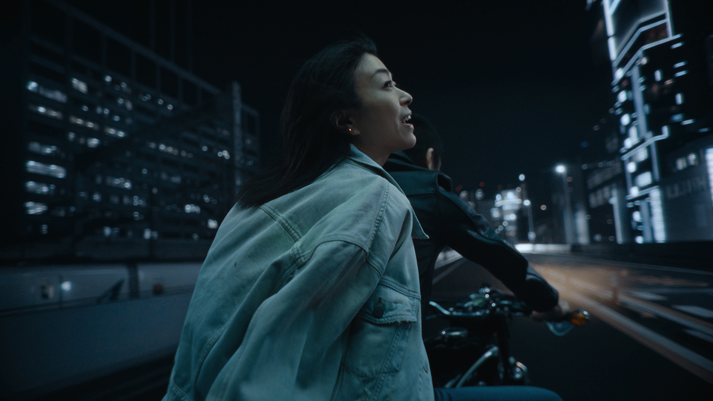 宇多田ヒカル、甲本ヒロトをゲストに迎えた「パッパパラダイス feat. 甲本ヒロト」のMVをプレミア公開