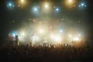 【独占レポート】Fujii Kazeが語るSuchmosの功績「日本の音楽を一気にオシャレにした」念願コラボが叶った『Suchmos The Blow Your Mind TOUR 2026』ツアーファイナル - 画像一覧（24/36）