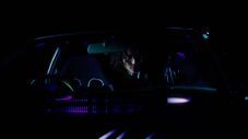 INI、池﨑理人オリジナル楽曲「Backseat」MV公開！「あえて“赤”を纏った意味や、ブルーとのコントラストにも注目してほしい」 - 画像一覧（6/7）