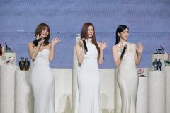 MISAMOが白ドレスで“ReFa（リファ）”のイベントに登壇！製品のエピソードやお気に入りのアイテムについてトーク