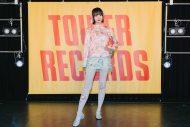 岡田紗佳、デビュー曲「国士無双LOVE」のリリースイベントを開催！「麻雀を知らない人にも口ずさんでほしい」（岡田） - 画像一覧（13/18）