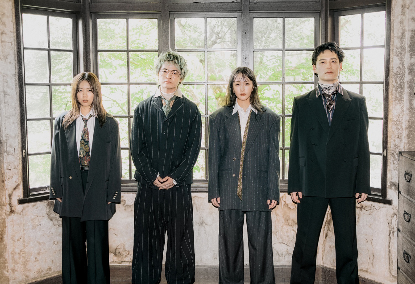 緑黄色社会、型にはまらないポップスを提示するニューアルバム『あたまご』の収録内容＆ジャケットビジュアル解禁