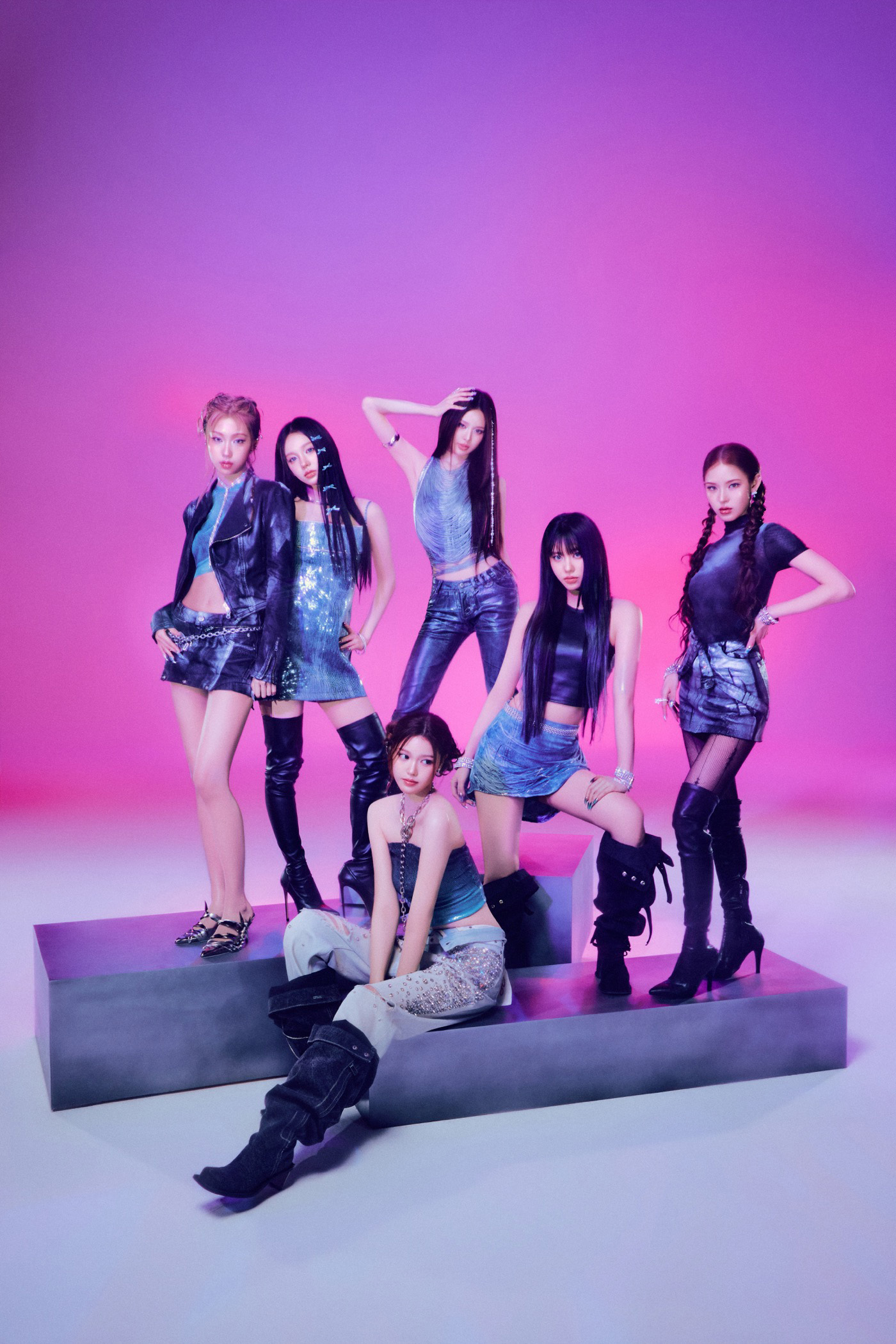 izna、1stミニアルバム『HANDLE WITH CARE』タイトル曲「DUMB HOT!」先行配信決定！『HANDLE WITH CARE』デジタルジャケット初公開