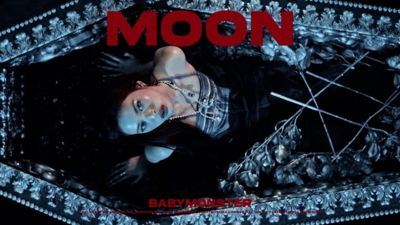 BABYMONSTERが放つダークなカリスマ性！吸血鬼をテーマを掲げた「MOON」MV公開