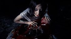 BABYMONSTERが放つダークなカリスマ性！吸血鬼をテーマを掲げた「MOON」MV公開 - 画像一覧（7/16）