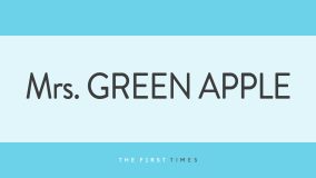 Mrs. GREEN APPLEが渋谷駅前で堂々記念撮影！お揃いTシャツで推し活する3人に「周りの人が気づいてなさそうですごい」「仲良し3人組の修学旅行感ある」「バレなかったの!?」