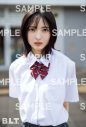 日向坂46渡辺莉奈、乃木坂46川端晃菜、櫻坂46山田桃実ら7人の現役女子高校生アイドルが裏表紙を飾る - 画像一覧（15/24）