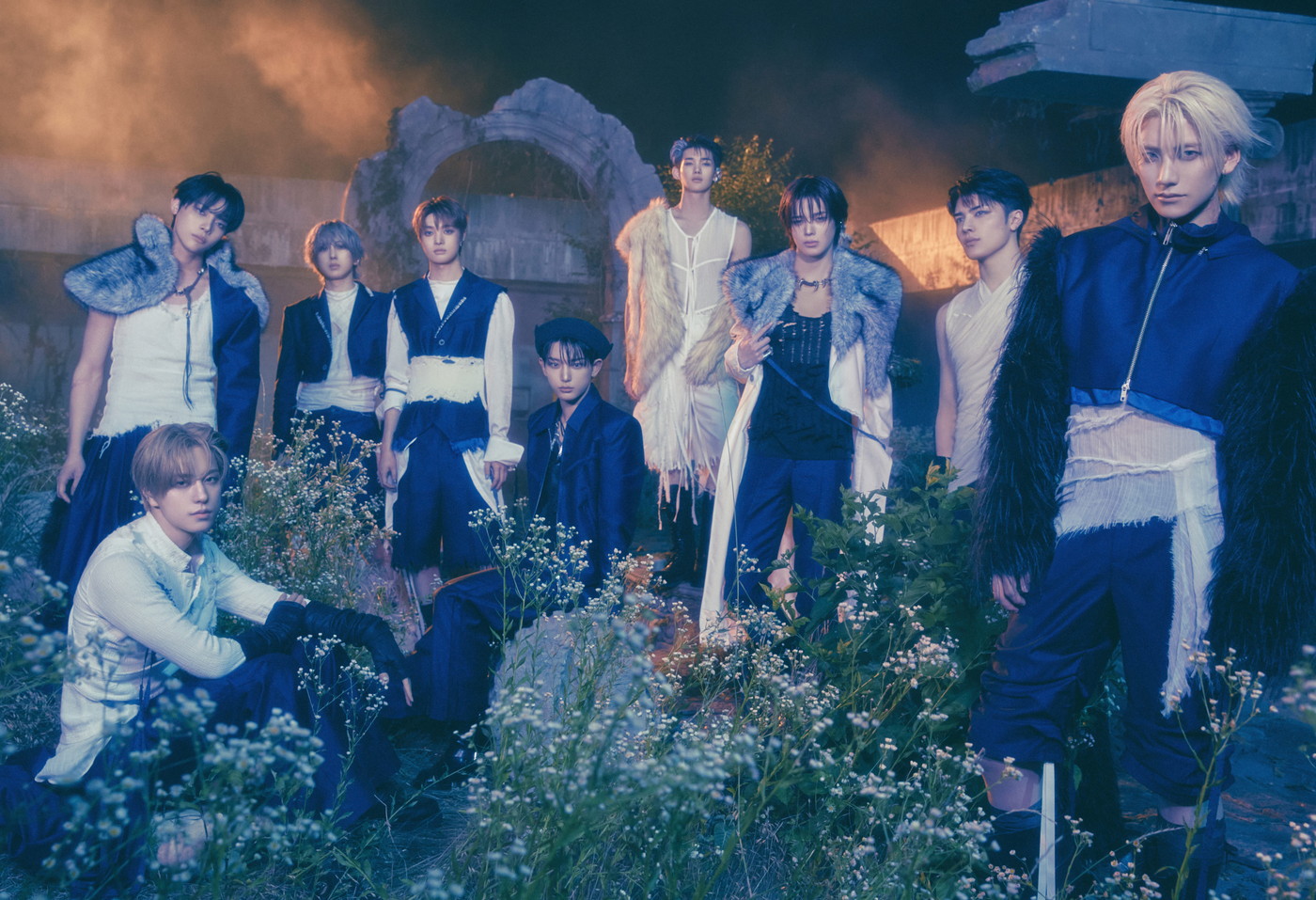 &TEAM9人の美しく儚い新ビジュアル！『Mark on Me』コンセプトフォト「CRAVE YOU」ver.公開