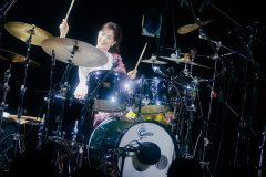 【ライブレポート】生田絵梨花、全国ツアーでドラム演奏に初挑戦！「皆さんの前で自分の曲を歌えることに感謝しています」