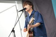【ライブレポート】Sakurashimeji、雨が降りしきるなか約2,500人の前でフリーライブ開催 - 画像一覧（2/11）