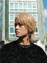King & Prince髙橋海人、黒ニット×デニムスタイルでミラノに到着！エトロのファッションショーに出席へ - 画像一覧（1/3）