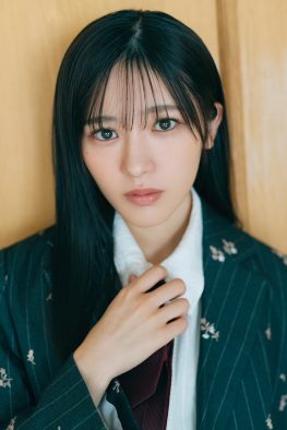 乃木坂46、6期生の個性に迫る撮り下ろしグラビア企画「6期生グラビア Nogizaka Colors」スタート！トップバッターは大越ひなの