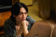 松田元太主演ドラマ『はだかんぼうたち』が衝撃の幕開け！開始わずか10秒で松田演じる鯖崎の危険で抗えない魅力が全開に - 画像一覧（2/6）
