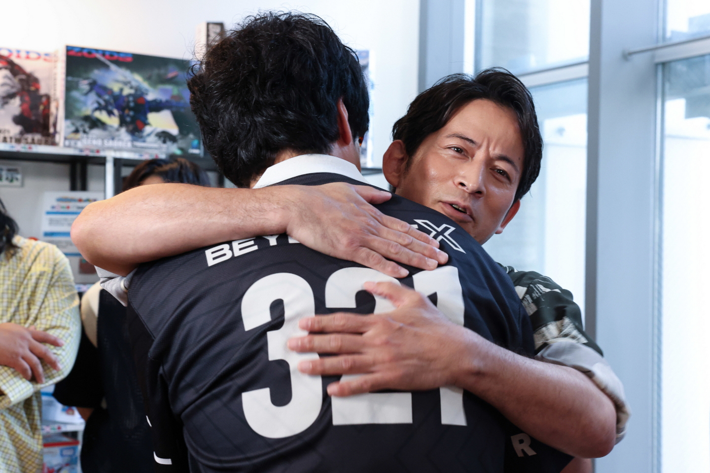 二宮和也が初回放送のゲストに！『岡田准一とロバート秋山の今さらシロー！』レギュラー放送スタート - 画像一覧（5/7）