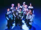 超特急の新曲「エトランス・フィーバー」が先行配信スタート！話題の“顔はめパネル”写真の裏側も公開に - 画像一覧（1/3）